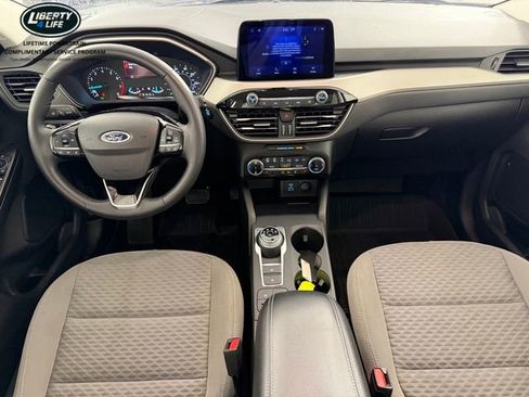 Used 2022 Ford Escape SE w/ Convenience Package FWD image 21