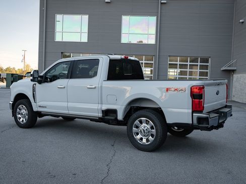 New 2026 Ford F350 Lariat w/ Lariat Ultimate Package image 18