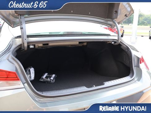 Certified 2025 Hyundai Elantra SEL w/ Cargo Package FWD image 16