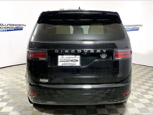 Used 2023 Land Rover Discovery HSE R-Dynamic AWD/4WD image 4