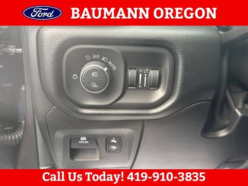 Used 2020 RAM 1500 Big Horn AWD/4WD image 19