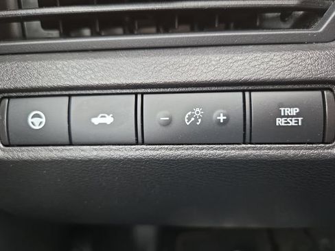 Used 2025 Nissan Altima 2.5 SR AWD/4WD image 20