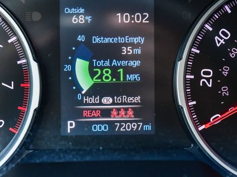 Used 2020 Toyota RAV4 XLE Premium image 26