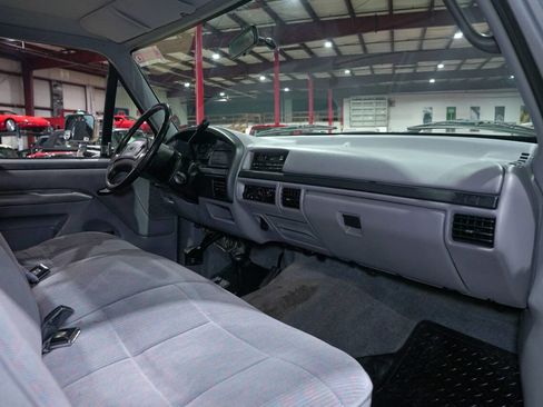 Used 1996 Ford F250 XLT 2dr 4WD Standard Cab LB HD image 37