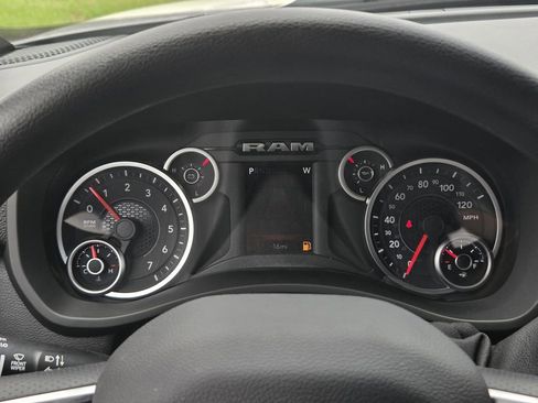 New 2026 RAM 2500 Tradesman AWD/4WD image 18