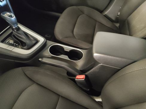 Used 2018 Hyundai Elantra SE w/ SE Connectivity Package 04 FWD image 26