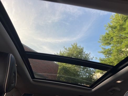 Used 2023 Acura MDX SH-AWD w/ Advance Package image 22