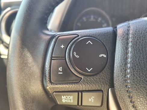 Used 2017 Toyota RAV4 XLE w/ Plus Extra Value Package FWD image 28