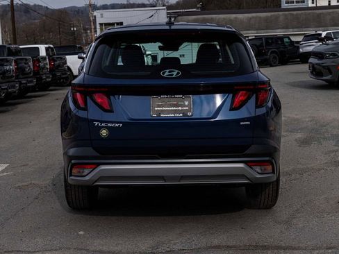 Used 2025 Hyundai Tucson SE AWD/4WD image 5