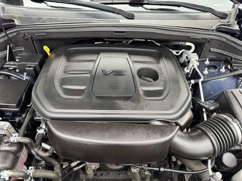 Used 2021 Dodge Durango SXT image 8