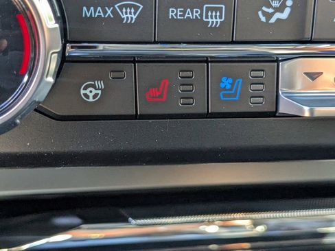 New 2026 Ford F250 Lariat w/ Black Appearance Package image 26