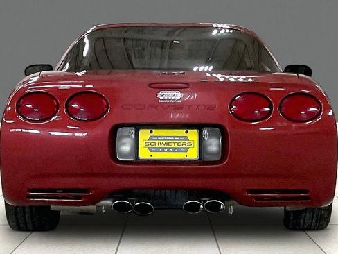 Used 1997 Chevrolet Corvette Coupe RWD image 4