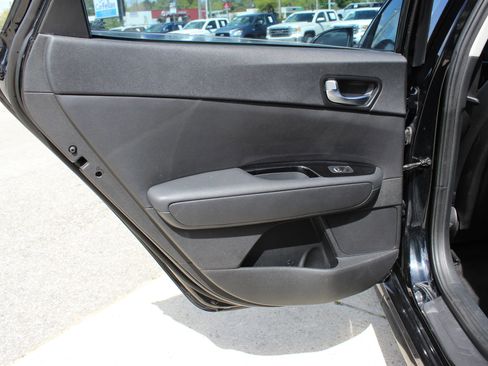 Used 2018 Kia Optima SX image 22