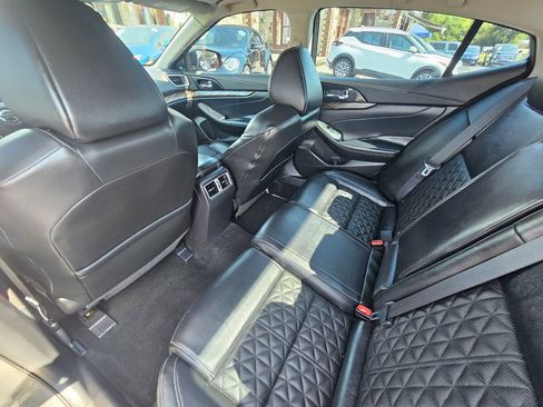 Used 2017 Nissan Maxima Platinum w/ Medallion Package image 14