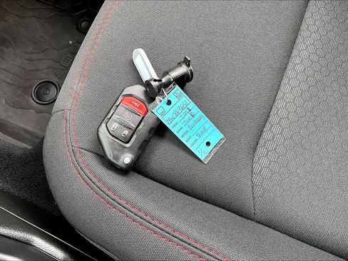 Used 2021 Jeep Wrangler Unlimited Rubicon w/ Xtreme Recon 35" Tire Package image 14