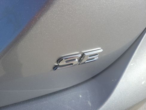 Certified 2023 Toyota Camry SE FWD image 9
