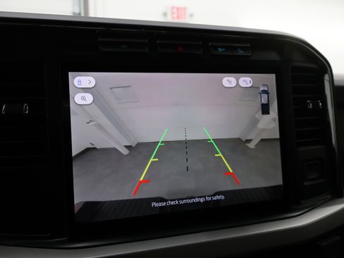 Used 2024 Ford F250 XLT w/ Tremor Off-Road Package image 17