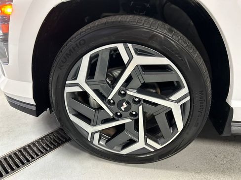 Used 2024 Hyundai Kona N Line image 9