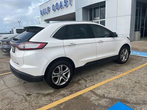 Used 2017 Ford Edge Titanium w/ Technology Package image 4