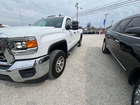 Used 2018 GMC Sierra 2500 4x4 Double Cab w/ Sierra Convenience Package image 4