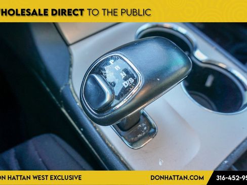 Used 2014 Jeep Grand Cherokee Laredo w/ 18" Wheel & 8.4" Radio Group image 9