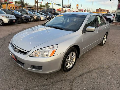 Used 2007 Honda Accord SE image 4