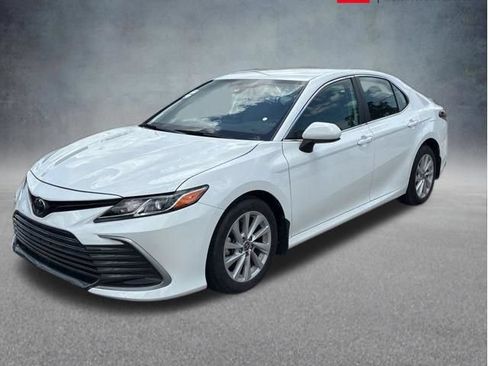 Used 2023 Toyota Camry LE FWD image 1