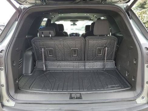 Certified 2023 Chevrolet Traverse LT FWD image 33