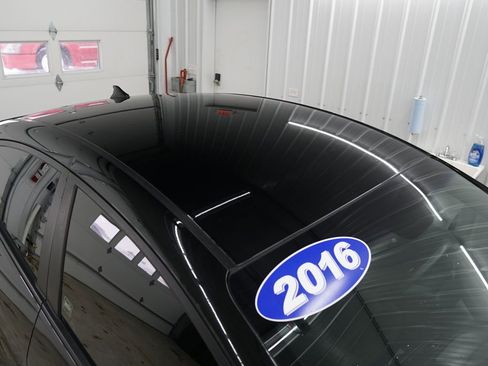 Used 2016 Kia Forte LX image 2