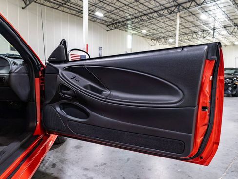 Used 2000 Ford Mustang GT RWD image 26