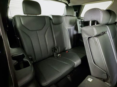 Used 2025 Hyundai Palisade SEL image 12