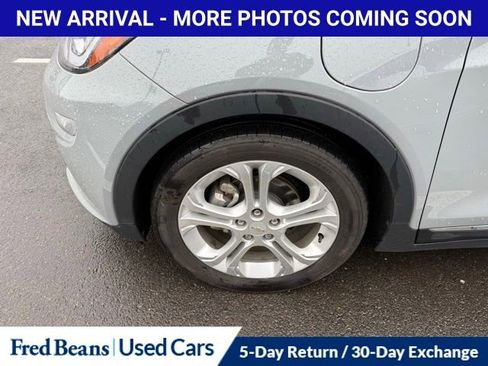 Used 2020 Chevrolet Bolt LT FWD image 4