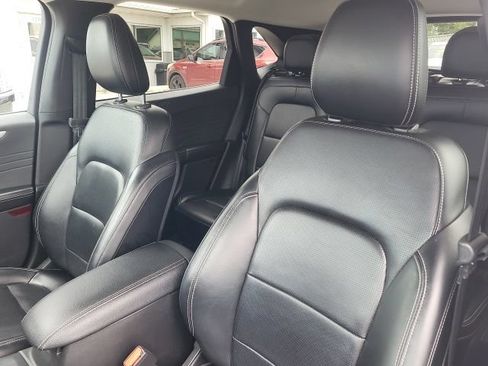 Used 2023 Ford Escape Platinum AWD/4WD image 9
