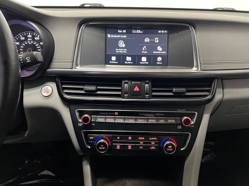 Used 2018 Kia Optima EX FWD image 17