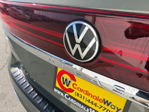 New 2026 Volkswagen Atlas SE FWD image 10