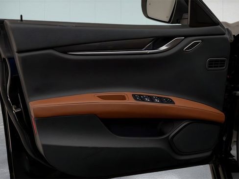 Used 2020 Maserati Ghibli S Q4 image 18