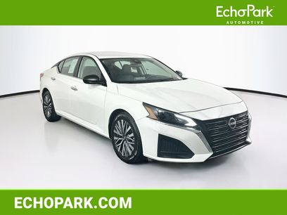 Used 2025 Nissan Altima 2.5 SV
