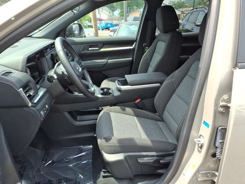 Used 2026 GMC Terrain Elevation w/ Black Edition AWD/4WD image 16