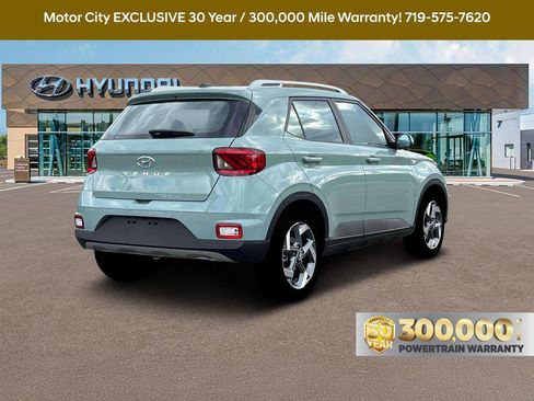 New 2025 Hyundai Venue SEL image 6