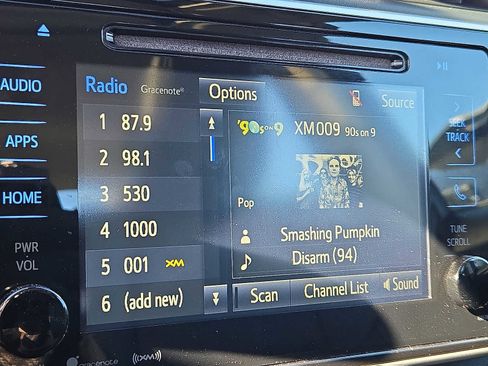 Used 2019 Toyota Corolla SE image 18