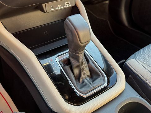 Certified 2025 Subaru Forester Premium image 20