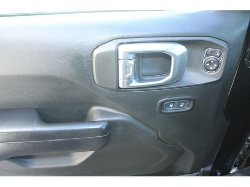 Used 2021 Jeep Wrangler Unlimited Sport image 20