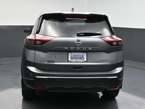 Used 2026 Nissan Rogue SV w/ SV Premium Package AWD/4WD image 6