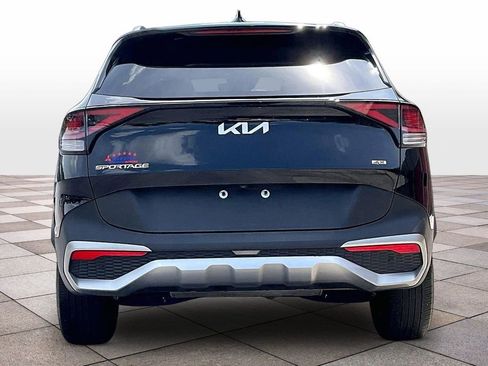 Used 2023 Kia Sportage EX AWD/4WD image 4