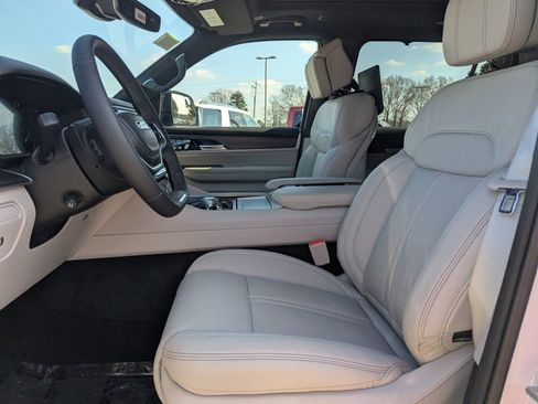 New 2026 Jeep Grand Wagoneer Summit w/ Rear Seat Video Group I AWD/4WD image 12