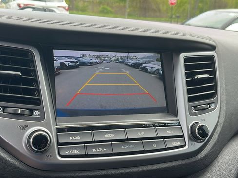 Used 2018 Hyundai Tucson SEL Plus AWD/4WD image 16