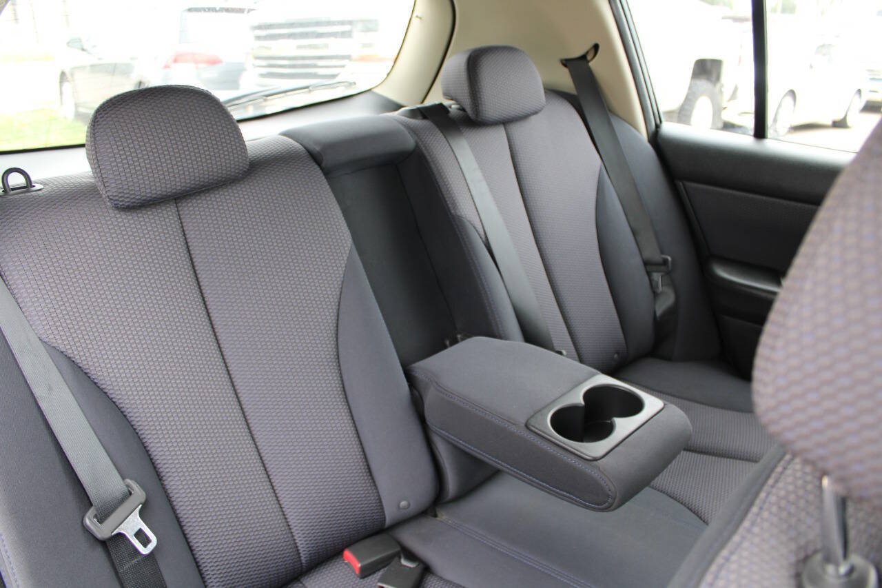 Used 2007 Nissan Versa Hatchback w/ ABS Pkg FWD image 11