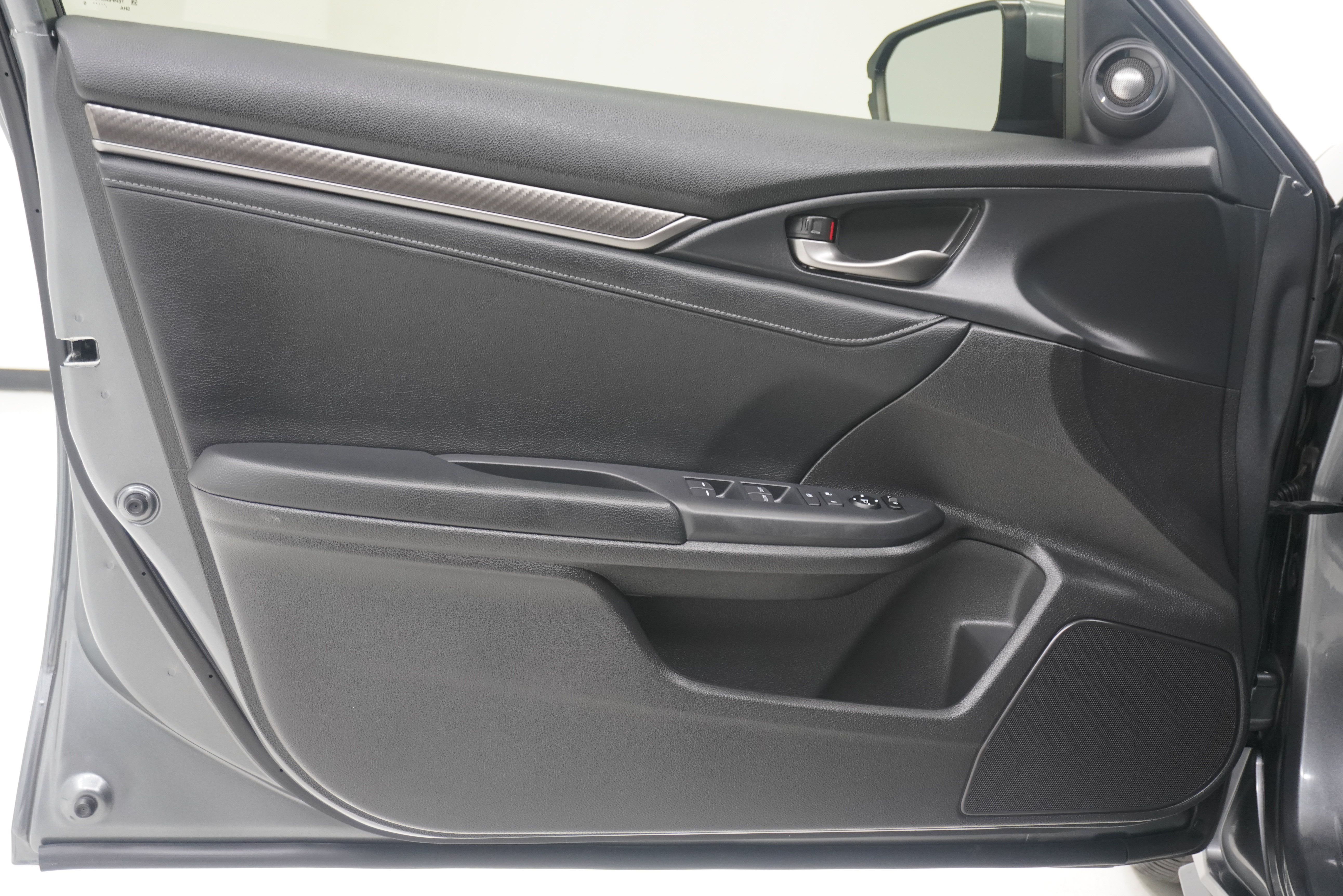 Used 2019 Honda Civic Sport Touring image 14