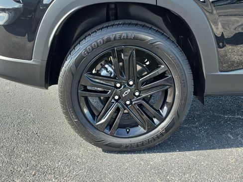 Certified 2025 Chevrolet Trax ACTIV w/ Driver Confidence Package FWD image 5