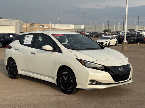 Used 2024 Nissan Leaf SV Plus image 5